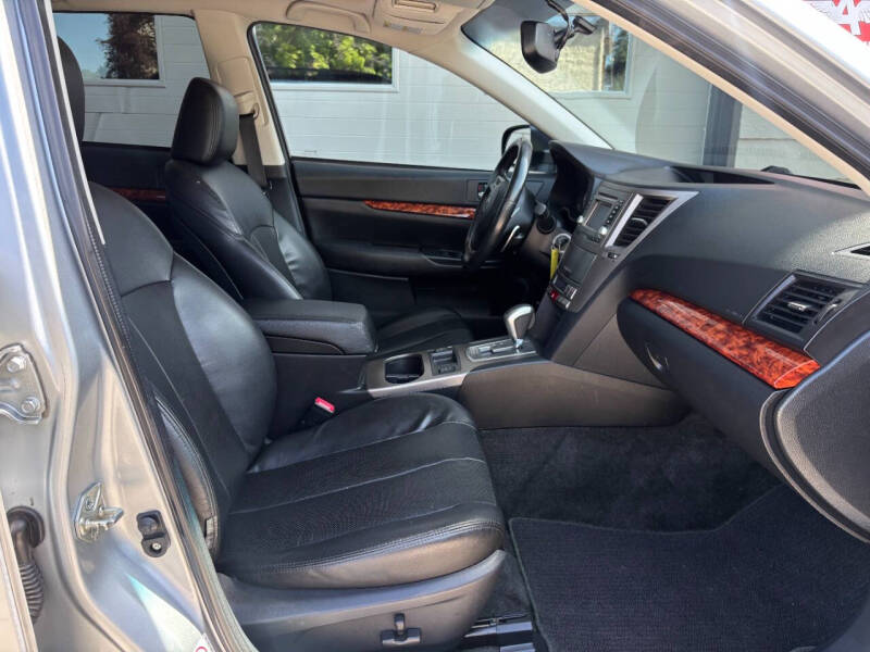 2012 Subaru Outback 2.5i Limited