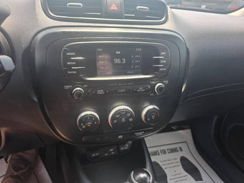 2016 Kia Soul +