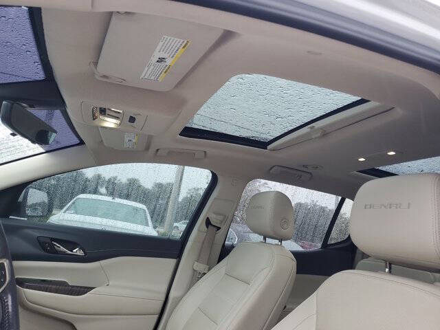 2021 GMC Acadia Denali