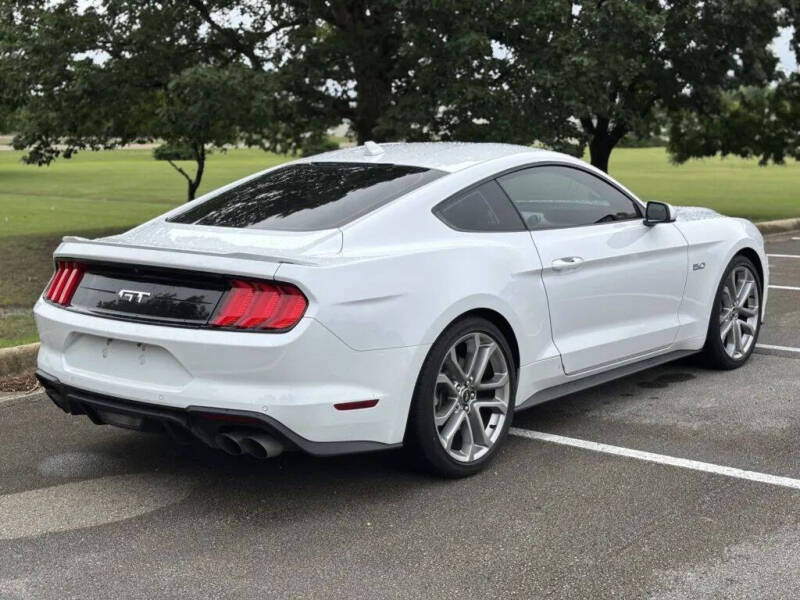 2022 Ford Mustang