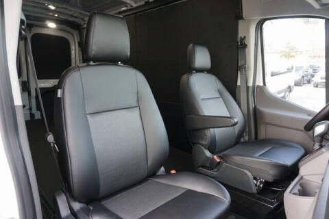 2025 Ford Transit 250