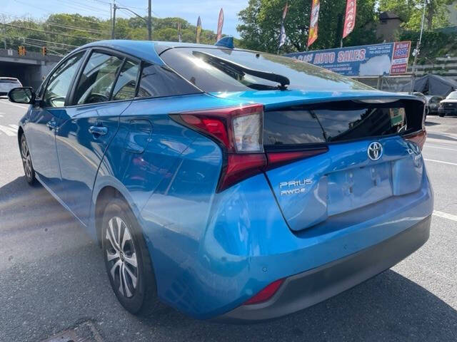 2020 Toyota Prius LE AWD-e