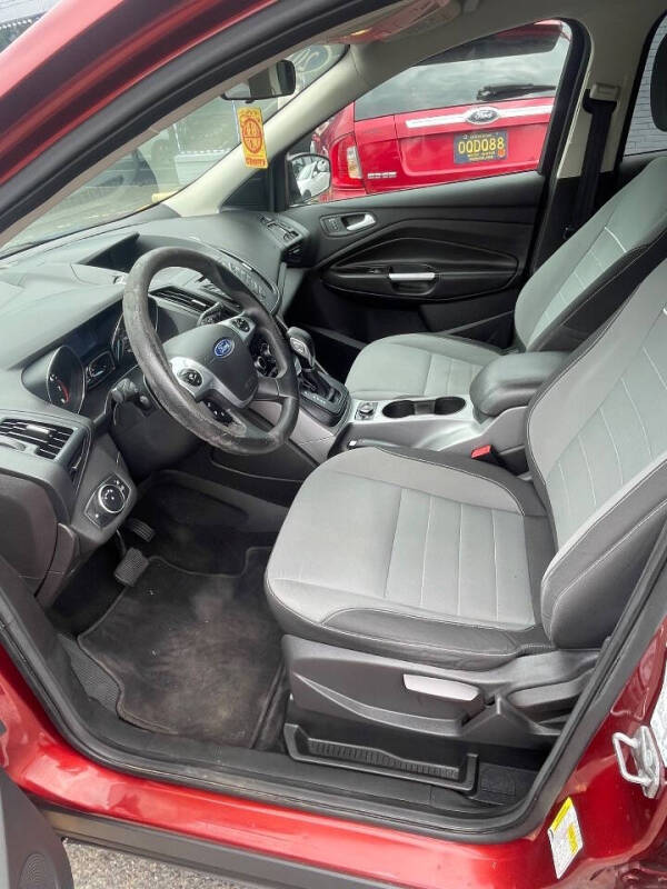 2015 Ford Escape SE