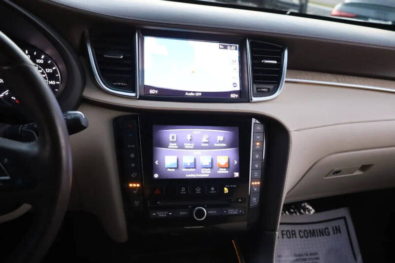 2019 Infiniti QX50 Essential