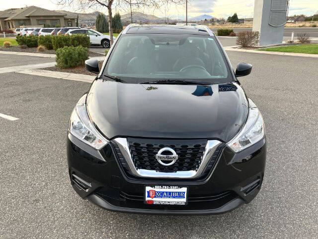 2019 Nissan Kicks S