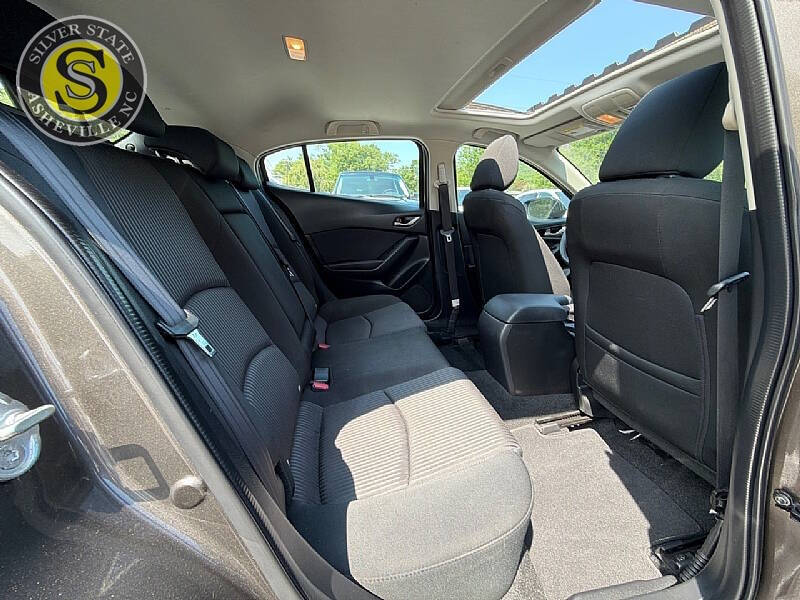 2016 Mazda MAZDA3 i Touring