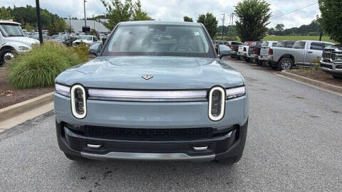 2025 Rivian R1T