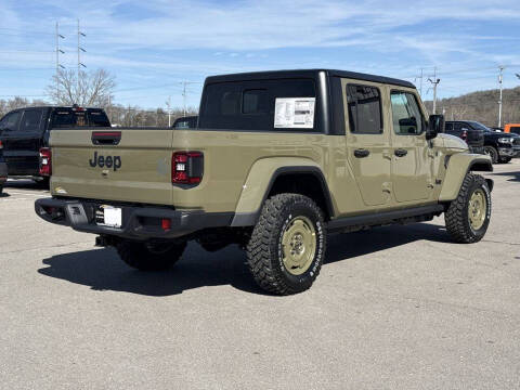 2026 Jeep Gladiator Sport