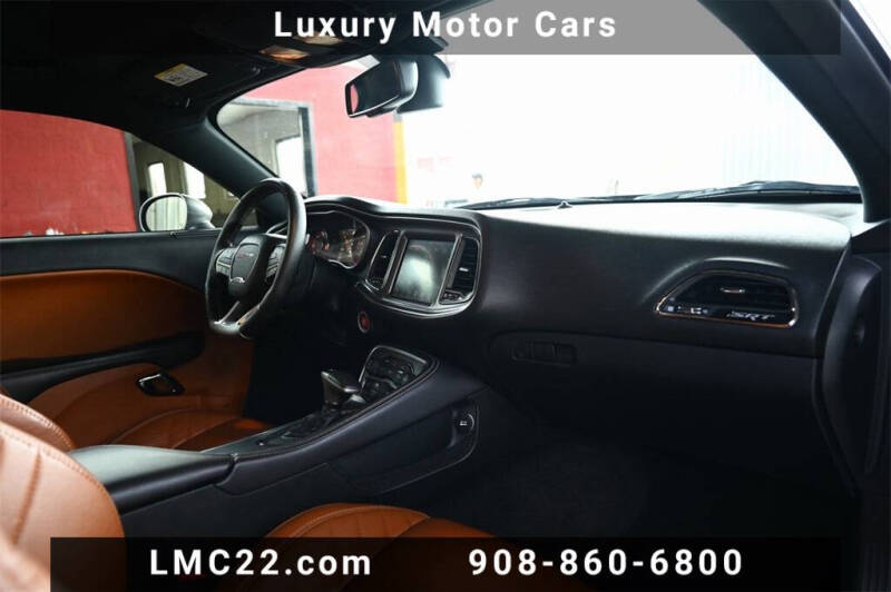 2015 Dodge Challenger SRT Hellcat