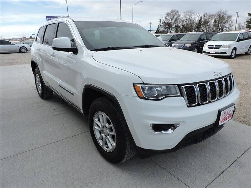 2020 Jeep Grand Cherokee Laredo