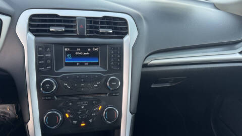 2014 Ford Fusion Hybrid SE