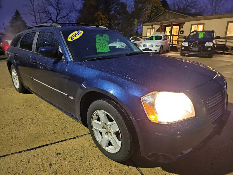 2006 Dodge Magnum for sale at Kachar's Used Cars Inc in Monroe MI