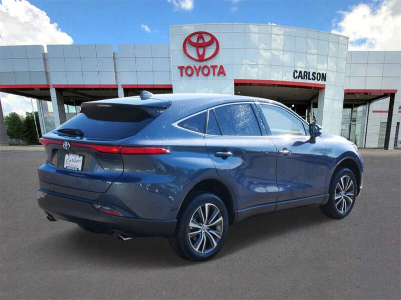 2024 Toyota Venza LE
