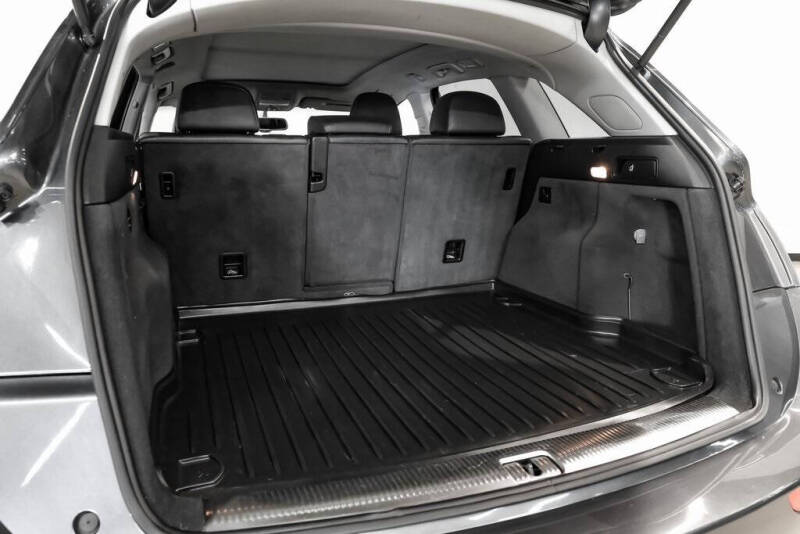 2017 Audi Q5 2.0T quattro Premium Plus