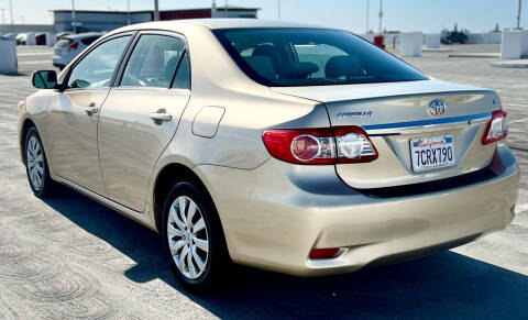 2013 Toyota Corolla LE