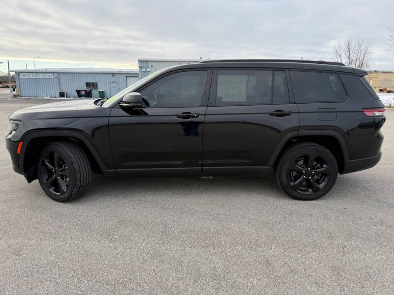 2022 Jeep Grand Cherokee L Altitude
