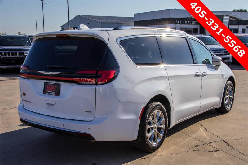 2021 Chrysler Pacifica Touring L