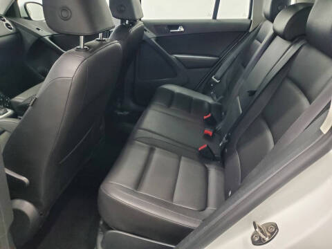 2016 Volkswagen Tiguan 2.0T SE