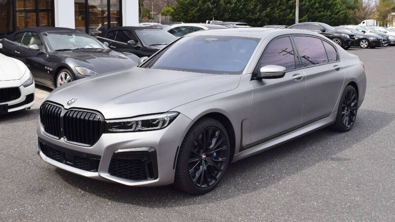 2022 BMW 7 Series M760i xDrive