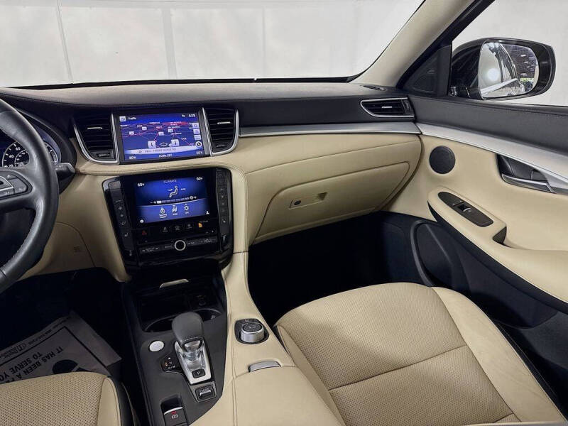 2019 Infiniti QX50 Essential