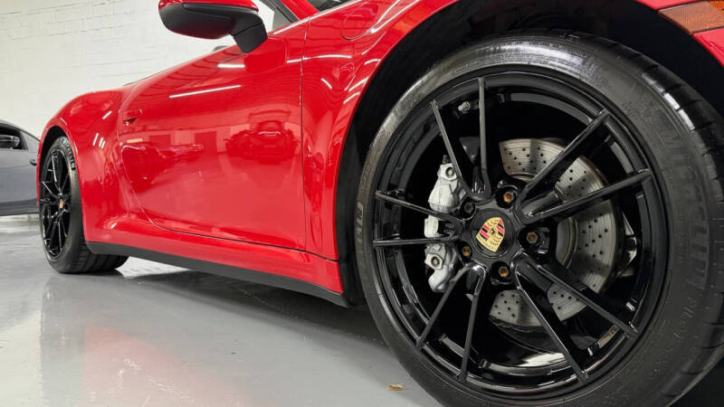 2023 Porsche 911 Carrera