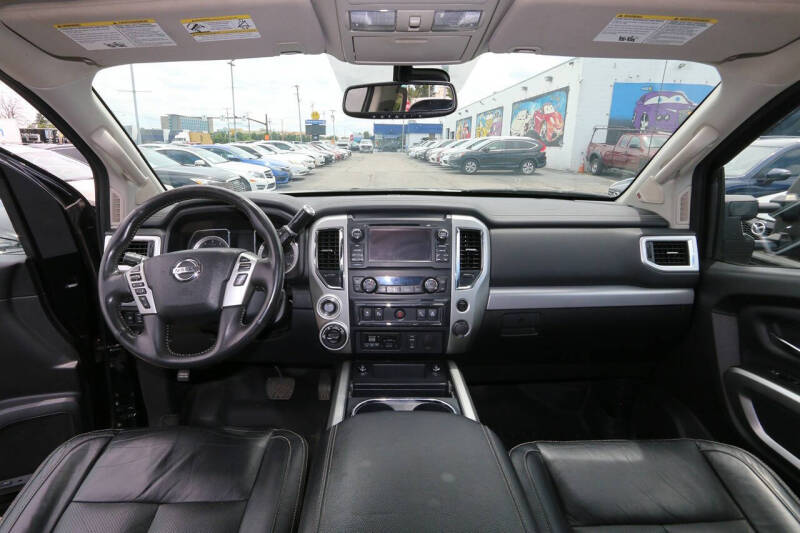2017 Nissan Titan PRO-4X