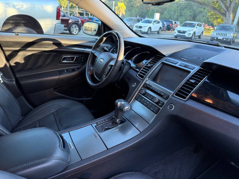 2011 Ford Taurus Limited