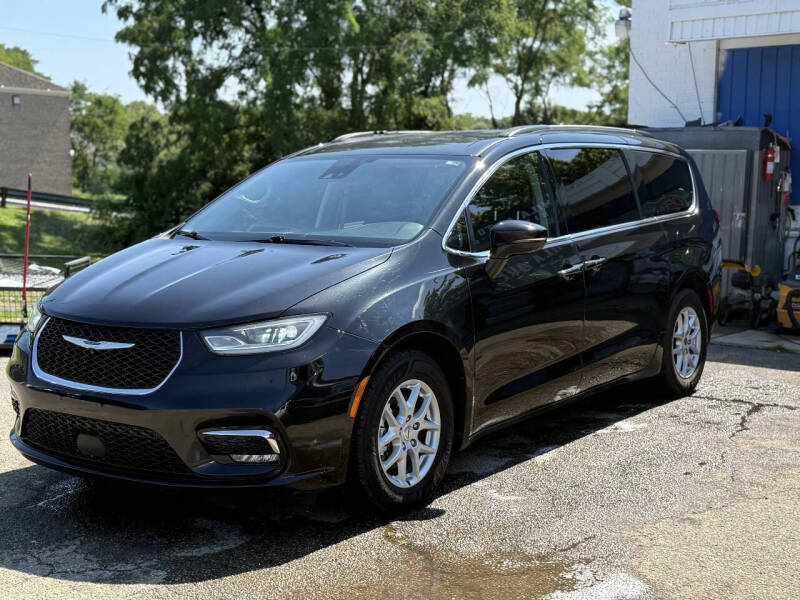 2022 Chrysler Pacifica Touring L