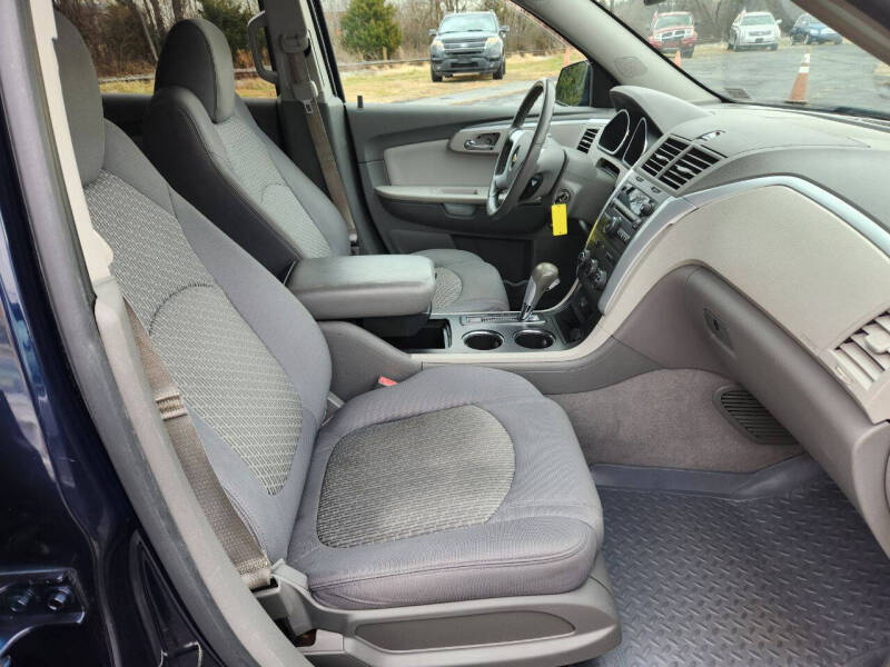 2011 Chevrolet Traverse LT