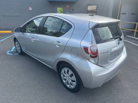 2012 Toyota Prius c Three