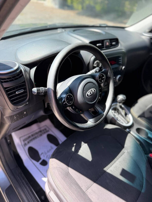 2014 Kia Soul +
