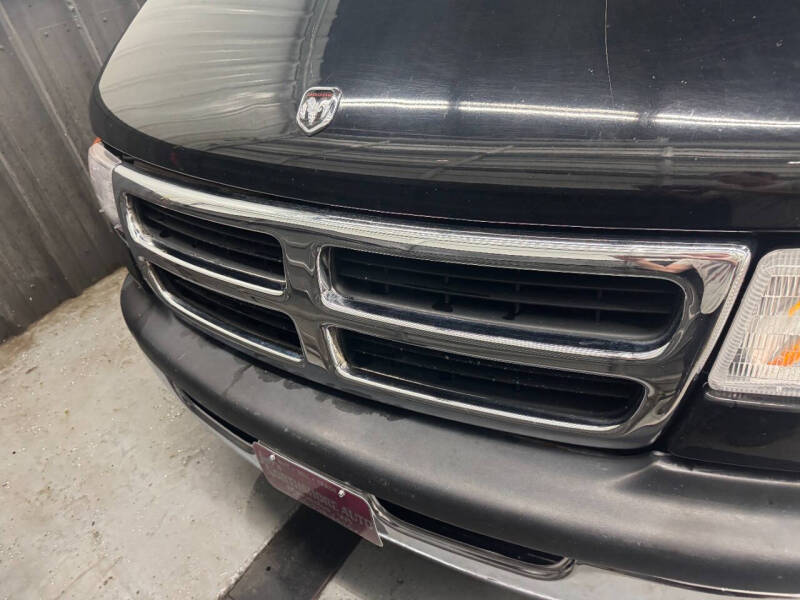 1999 Dodge Ram Van 1500