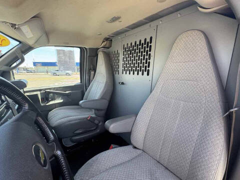 2022 Chevrolet Express 3500