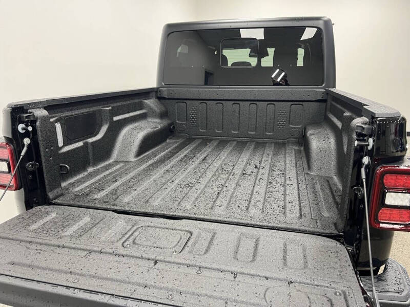 2026 Jeep Gladiator Willys