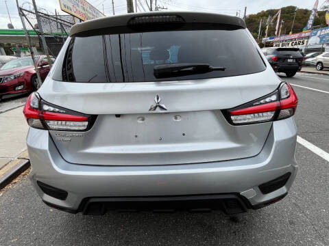 2022 Mitsubishi Outlander Sport ES