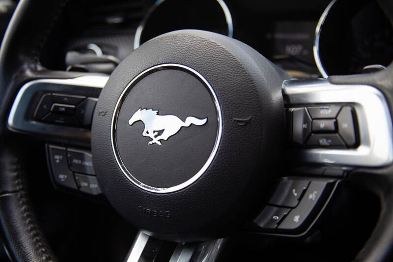 2016 Ford Mustang V6