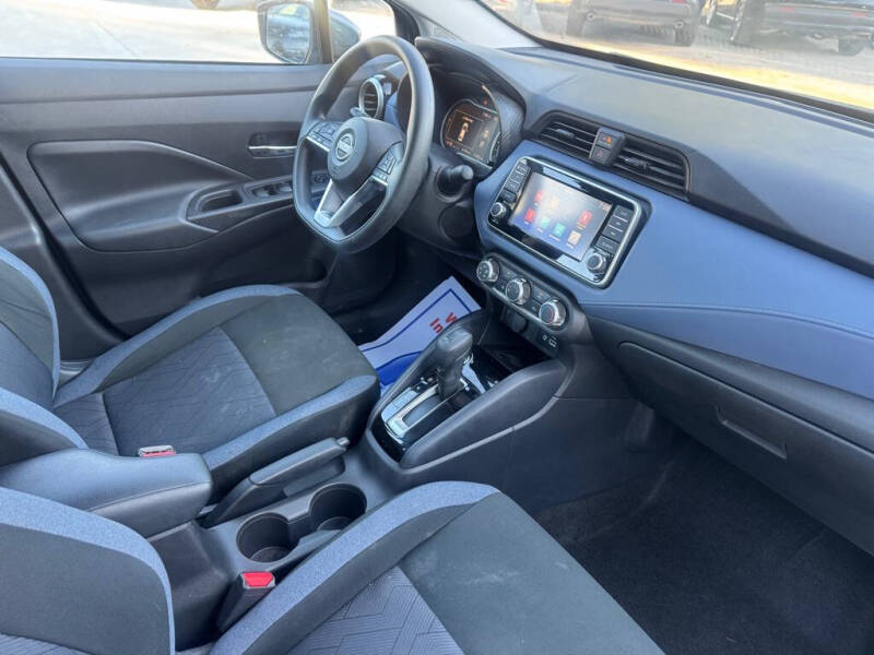 2024 Nissan Versa SV