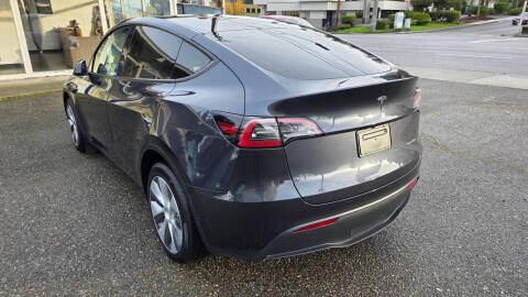 2024 Tesla Model Y Long Range