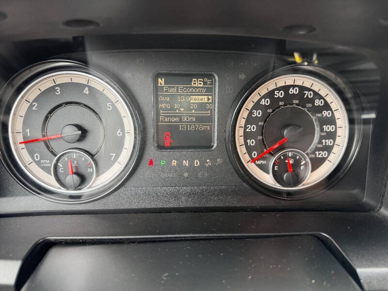 2017 RAM 1500 SLT