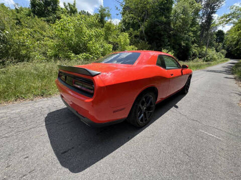 2021 Dodge Challenger SXT