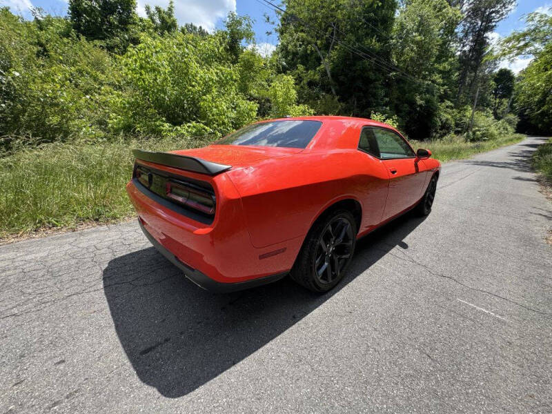 2021 Dodge Challenger SXT