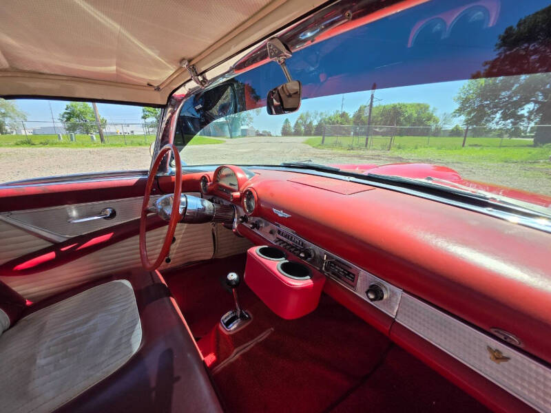 1955 Ford Thunderbird
