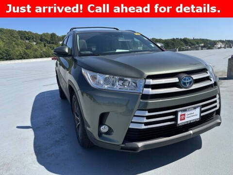 2019 Toyota Highlander Hybrid for sale at Toyota of Seattle in Seattle WA
