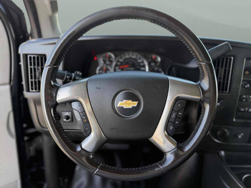 2018 Chevrolet Express 2500