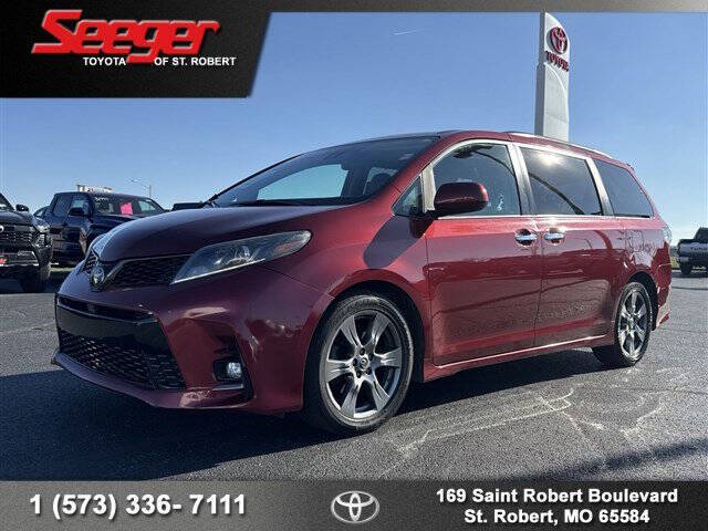 2018 Toyota Sienna for sale at SEEGER TOYOTA OF ST ROBERT in Saint Robert MO