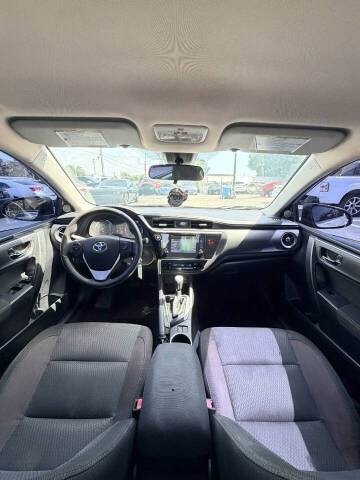 2018 Toyota Corolla LE