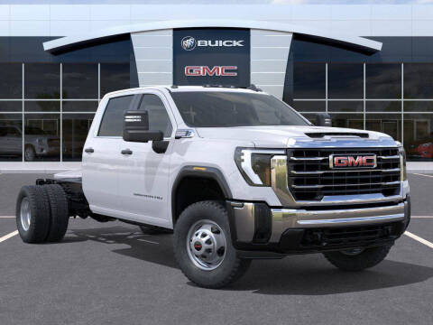2025 GMC Sierra 3500HD CC Pro