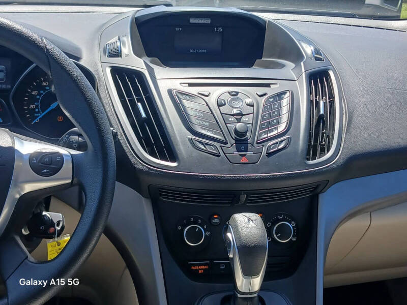 2015 Ford Escape SE
