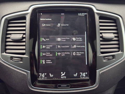 2022 Volvo XC90 T5 Momentum