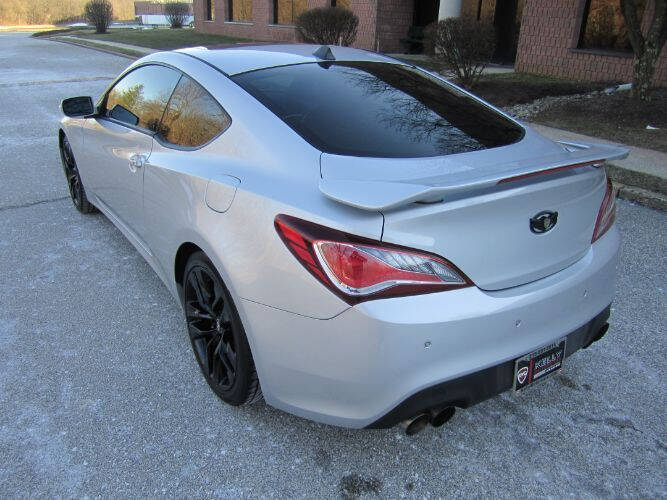 2016 Hyundai Genesis Coupe